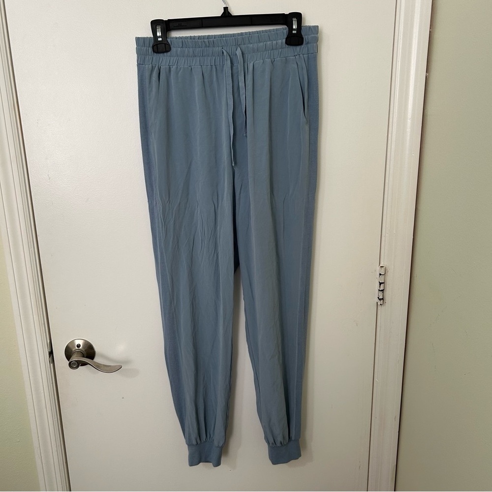 Splendid | Women’s Light Blue Silk Joggers Pants | Size Small